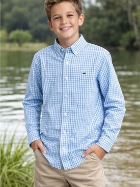 crown & ivy Light Blue Gingham Button-Down Shirt